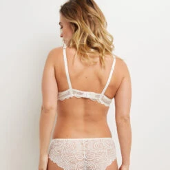 Soutien-gorge Ampliforme Foulard Ecru avec Dentelle Raffinée - RougeGorge 8 Soutien-gorge Ampliforme Foulard Ecru avec Dentelle Raffinée - RougeGorge -ROUGEGORGE 11145700 D