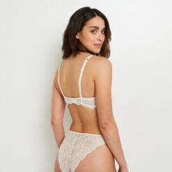 RougeGorge Ecru Dentelle Raffinée – Soutien-Gorge Push-Up Galbé à Armatures 7 RougeGorge Ecru Dentelle Raffinée – Soutien-Gorge Push-Up Galbé à Armatures -ROUGEGORGE 11193700 D