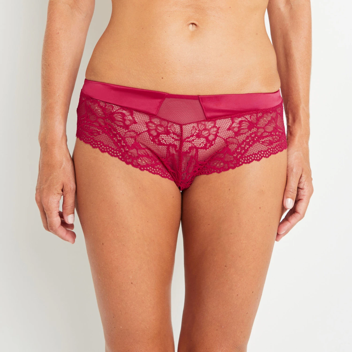 SHORTY DENTELLE ROUGE 1 SHORTY DENTELLE ROUGE