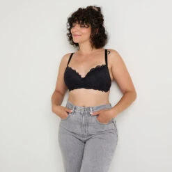 SOUTIEN-GORGE POST OPERATOIRE NOIR