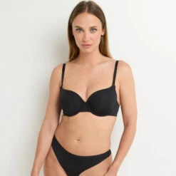 SOUTIEN-GORGE AMPLI EMBOITANT NOIR