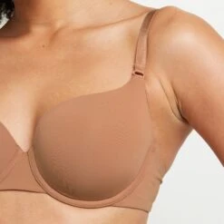 SOUTIEN-GORGE AMPLIFORME MICROFIBRE PEAU BRONZEE -ROUGEGORGE 11257302 Z