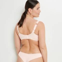 Soutien-gorge Emboîtant Syara Rose Poudre - Maintien Optimal Grands Bonnets 7 Soutien-gorge Emboîtant Syara Rose Poudre - Maintien Optimal Grands Bonnets -ROUGEGORGE 11286406 D