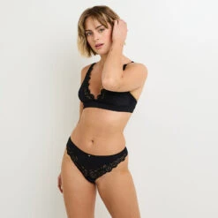 Tanga Syara Noir en Dentelle Géométrique et Microfibre - Lingerie Femme Élégante -ROUGEGORGE 11286802 D