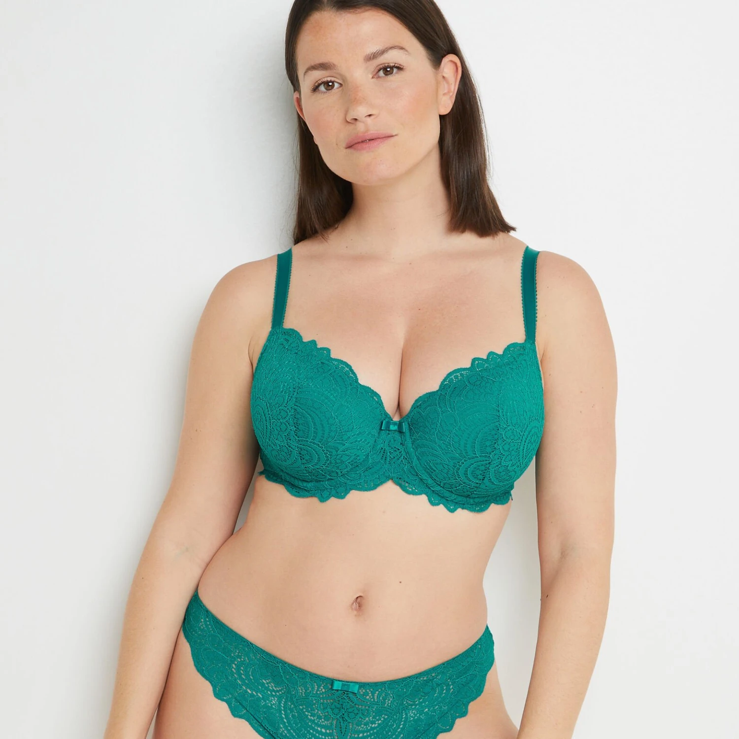 SOUTIEN-GORGE AMPLI EMBOITANT VERT 1 SOUTIEN-GORGE AMPLI EMBOITANT VERT