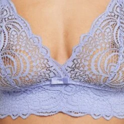 Soutien-Gorge Triangle Sans Armatures Lilas en Dentelle Ajourée - Confort et Maintien 6 Soutien-Gorge Triangle Sans Armatures Lilas en Dentelle Ajourée - Confort et Maintien -ROUGEGORGE 11307002 Z