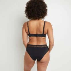 Shorty Menstruel BIZZ Rougegorge Noir – Flux Abondant avec Dentelle Ajourée -ROUGEGORGE 11307301 Z