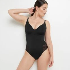 BODY GAINANT ARMATURE NOIR -ROUGEGORGE 11311500 C