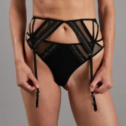 Caprice PORTE-JARRETELLES TULLE BRODE NOIR