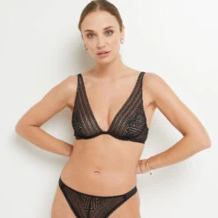 Meilleures ventes 5 SOUTIEN-GORGE FOULARD DENTELLE NOIR