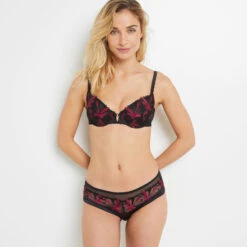 Shorty BETTY en Tulle et Dentelle Brodée Multicolore Noir – Lingerie de Luxe Sexy 5 Shorty BETTY en Tulle et Dentelle Brodée Multicolore Noir – Lingerie de Luxe Sexy -ROUGEGORGE 20005900 D