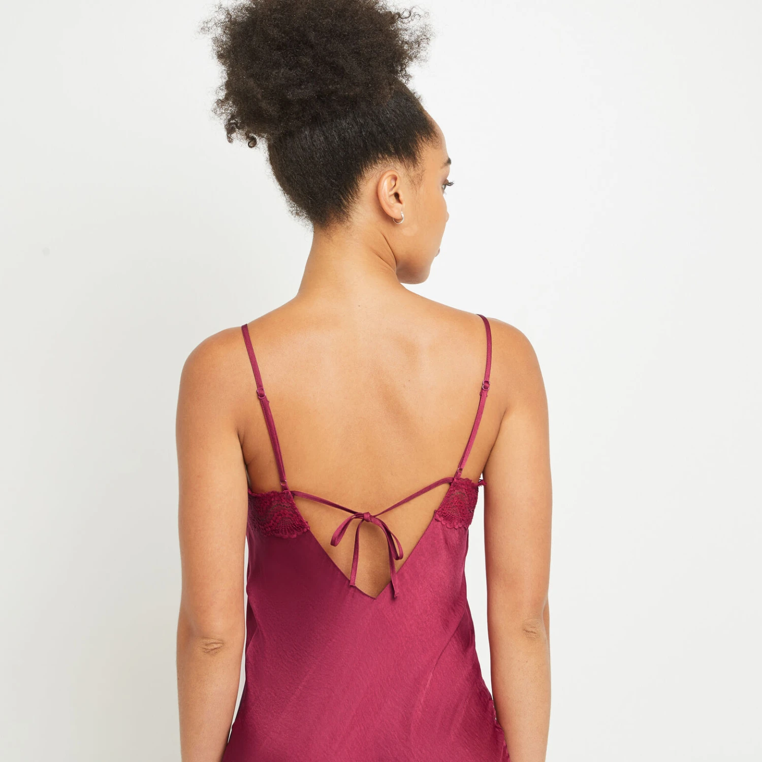 NUISETTE SATIN PRUNE 3 NUISETTE SATIN PRUNE – Image 3