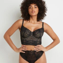 SOUTIEN-GORGE CORBEILLE BUSTIER NOIR