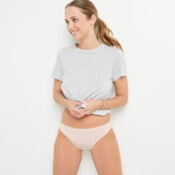 Culotte BALA Rose Poudre – Lingerie en Viscose Éco-responsable et Dentelle Festonnée 7 Culotte BALA Rose Poudre – Lingerie en Viscose Éco-responsable et Dentelle Festonnée -ROUGEGORGE 20027002 D