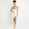 Nuisette BENNY Satin Écru avec Dentelle Contrastée – Chemise de Nuit Courte et Chic