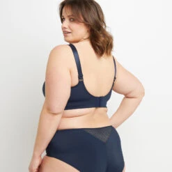 Soutien-gorge Marine Bernadette - Dentelle Graphique et Maintien Courbe + Grands Bonnets 7 Soutien-gorge Marine Bernadette - Dentelle Graphique et Maintien Courbe + Grands Bonnets -ROUGEGORGE 20033000 D