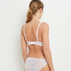 SOUTIEN-GORGE AMPLIFORME BLANC 7 SOUTIEN-GORGE AMPLIFORME BLANC -ROUGEGORGE 20067800 D