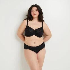 SHORTY MICROFIBRE NOIR 9 SHORTY MICROFIBRE NOIR -ROUGEGORGE 21071901 C