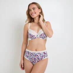 RougeGorge DOUCE Blanc Multicolore – Dentelle Graphique Emboîtant Microfibre