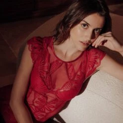 BODY AMPLIFORME DENTELLE BORDEAUX -ROUGEGORGE 21171700 C