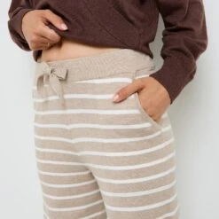 PANTALON EN TRICOT BEIGE -ROUGEGORGE 21178402 Z