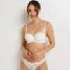 Soutien-Gorge Bandeau Ampliforme Gladys Blanc en Dentelle et Satin – Polyvalent et Élégant