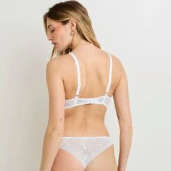 SOUTIEN-GORGE SANS ARMATURES AMPLI DENTELLE BLANC -ROUGEGORGE 21259900 D