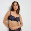 Soutien-gorge Corbeille HOUDA Marine – Dentelle Ajourée et Broderie de Luxe