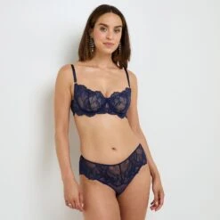 Shorty Marine HOUDA en Dentelle Ajourée et Plumetis – Lingerie Sexy avec Détail Anneau Doré -ROUGEGORGE 21372100 D