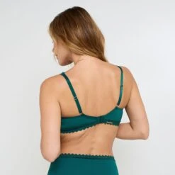 RougeGorge DOUCE - Soutien-gorge Foulard Sans Armatures Vert en Microfibre et Dentelle 7 RougeGorge DOUCE - Soutien-gorge Foulard Sans Armatures Vert en Microfibre et Dentelle -ROUGEGORGE 21398701 D