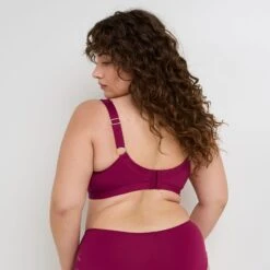 Soutien-gorge Sans Armatures FRAN Prune – Tulle Floral et Détails Dorés Style Courbes+ 7 Soutien-gorge Sans Armatures FRAN Prune – Tulle Floral et Détails Dorés Style Courbes+ -ROUGEGORGE 21399300 D