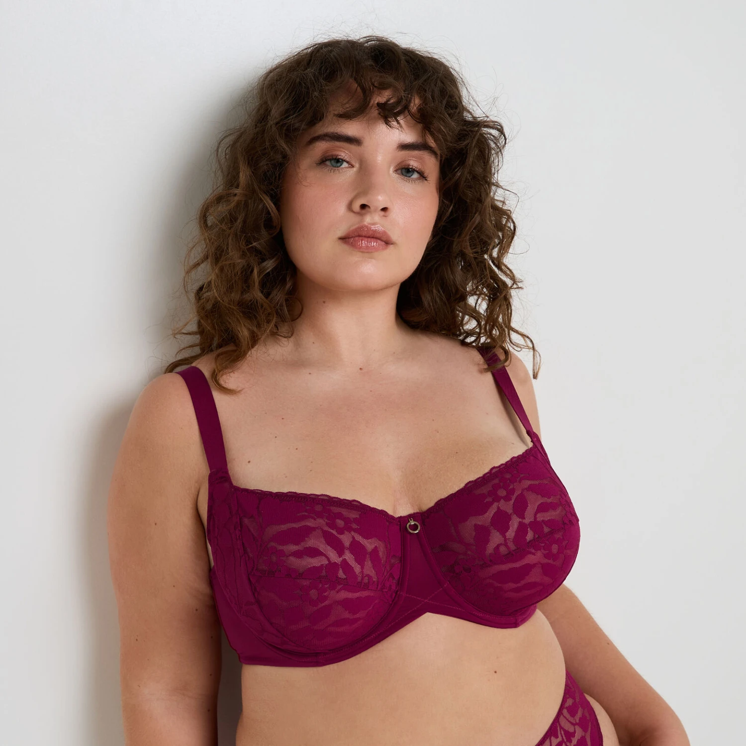 Soutien-gorge Emboîtant FRAN Prune – Dentelle Florale et Maintien Courbes + 2 Soutien-gorge Emboîtant FRAN Prune – Dentelle Florale et Maintien Courbes + – Image 2