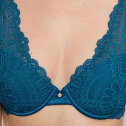 Soutien-Gorge Foulard Ampliforme Gladys Bleu – Dentelle Fine et Détails Satin 6 Soutien-Gorge Foulard Ampliforme Gladys Bleu – Dentelle Fine et Détails Satin -ROUGEGORGE 21404802 Z