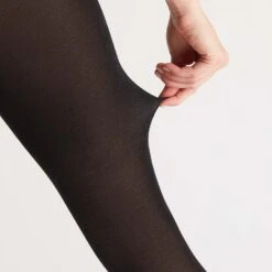 Collant Chaud CHICHI Noir 150 Deniers – Voile Opaque avec Soie et Pointes Renforcées -ROUGEGORGE 40140200 Z