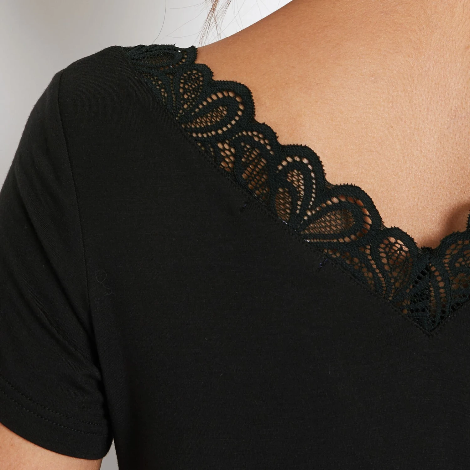 NUISETTE MANCHES COURTES NOIR 3 NUISETTE MANCHES COURTES NOIR – Image 3