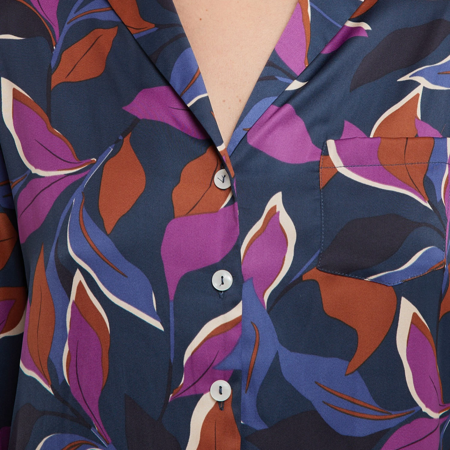 VESTE PYJAMA SATIN MULTICO VIOLET 3 VESTE PYJAMA SATIN MULTICO VIOLET – Image 3