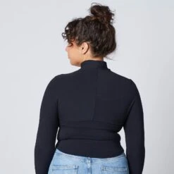 Boléro Noir INDIE leel Underwear – Col Cheminée et Manches Longues en Microfibre Douce 7 Boléro Noir INDIE leel Underwear – Col Cheminée et Manches Longues en Microfibre Douce -ROUGEGORGE 77020900 D